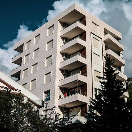 Apartments Lm Residence Rafailovici Exterior photo